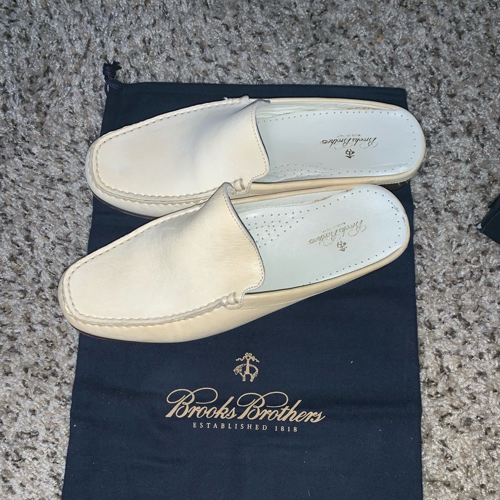 Brooks brothers flats with bag